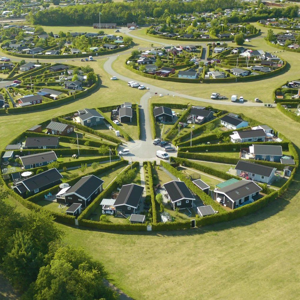 group of houses with circular alignment